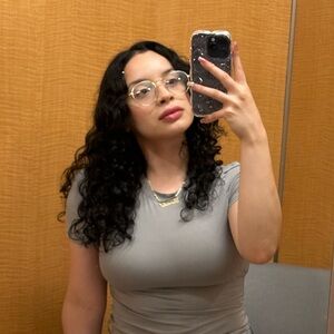 Meet your Posher, Danni